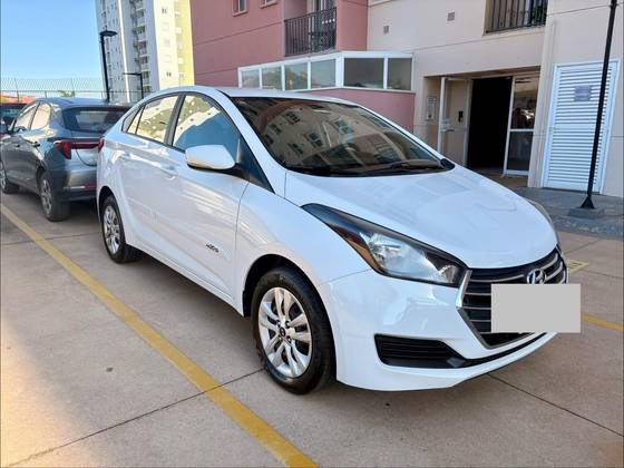 HYUNDAI HB20S 1.0 COMFORT PLUS 12V TURBO FLEX 4P MANUAL